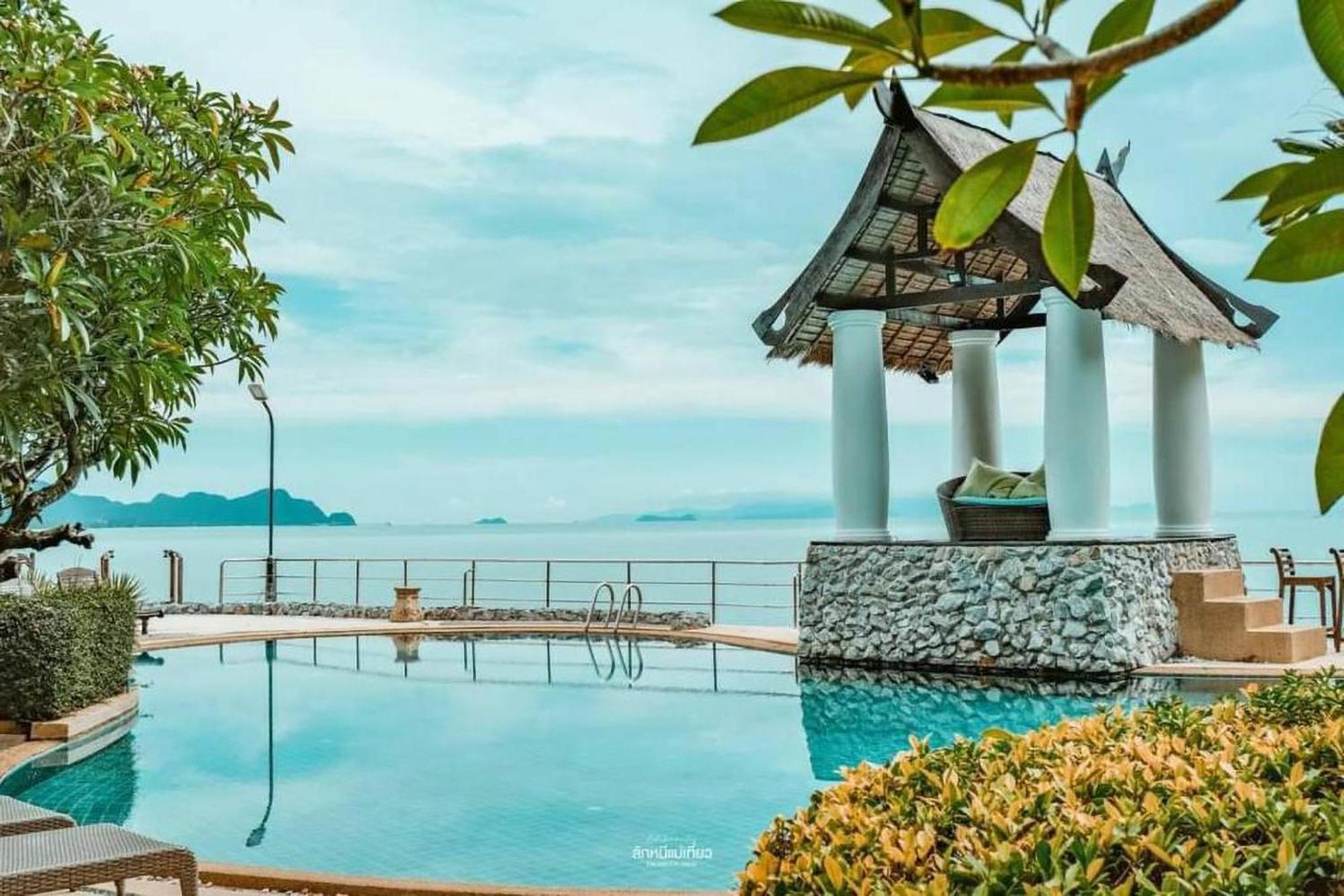 Racha Kiri Resort & Spa, Khanom Exterior photo